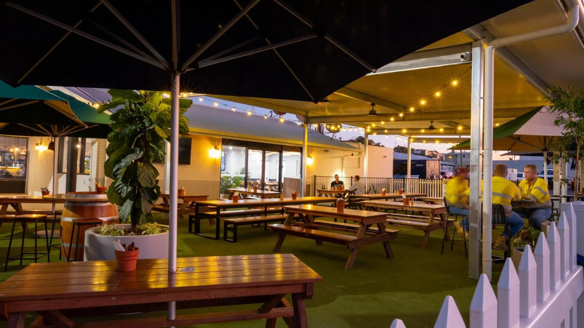 The Club Hotel Gladstone